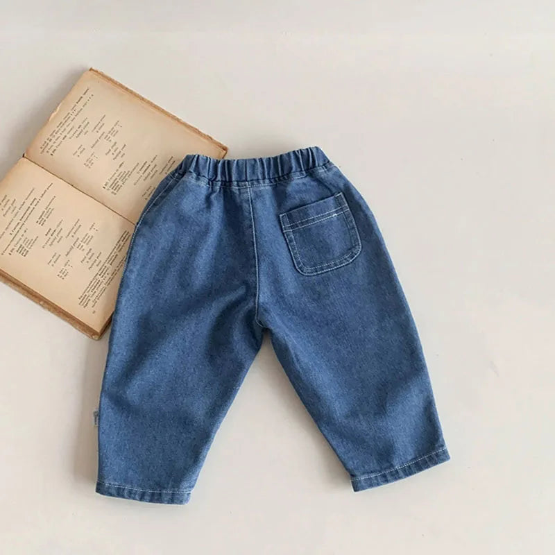 2024 New Denim Blue Versatile Toddler Baby Jeans Solid Trendy Korean Style Spring Children Boys Grils Pants